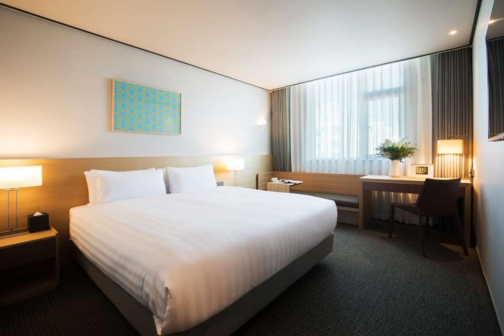 Orakai Cheonggyesan Hotel, BW Premier Collection ソウル特別市 部屋 写真