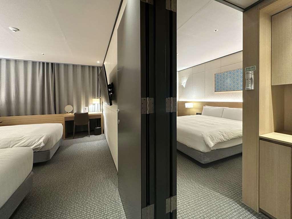 Orakai Cheonggyesan Hotel, BW Premier Collection ソウル特別市 部屋 写真